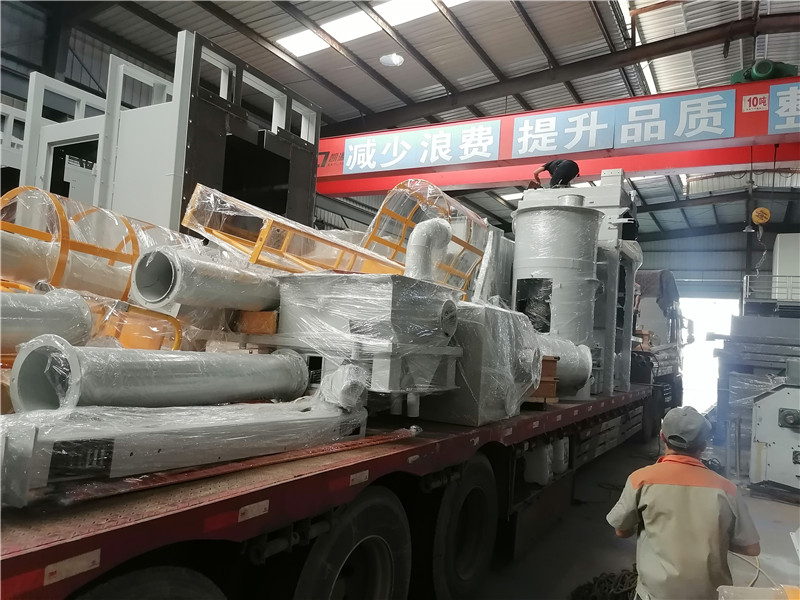 Mayflay second delivery in June a hook shot blasting machine and a wet dust collector(图1)
